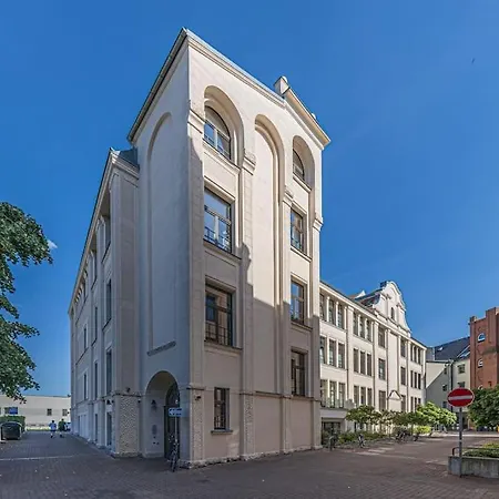 Arbeitsplatz - Kueche - Fitness *
